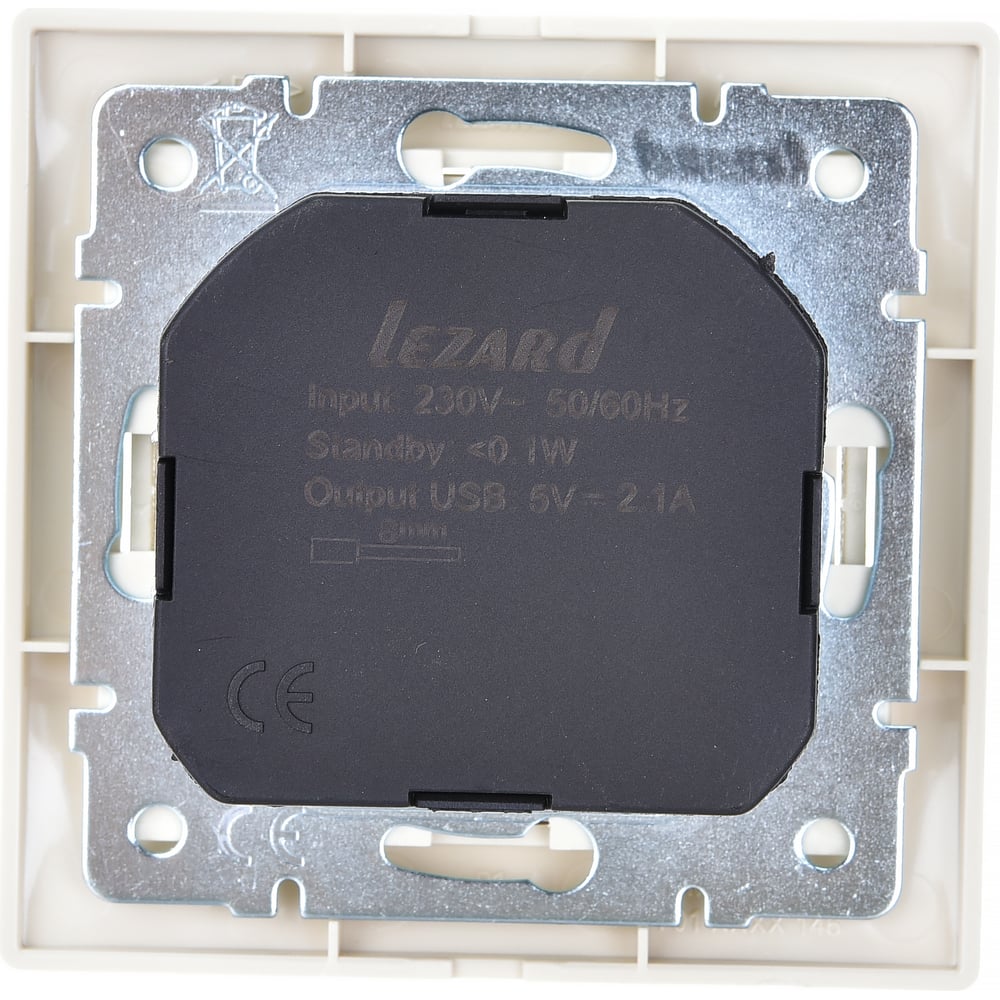 Розетка Lezard MIRA с заземлением + USB разъём, кремовый 701-0303-181